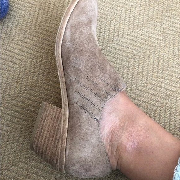 Joie Bootie - Size 9- Taupe / brown / tan - Picture 6 of 9